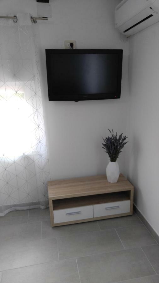 Apartmani Roberta Jurdani Exterior foto