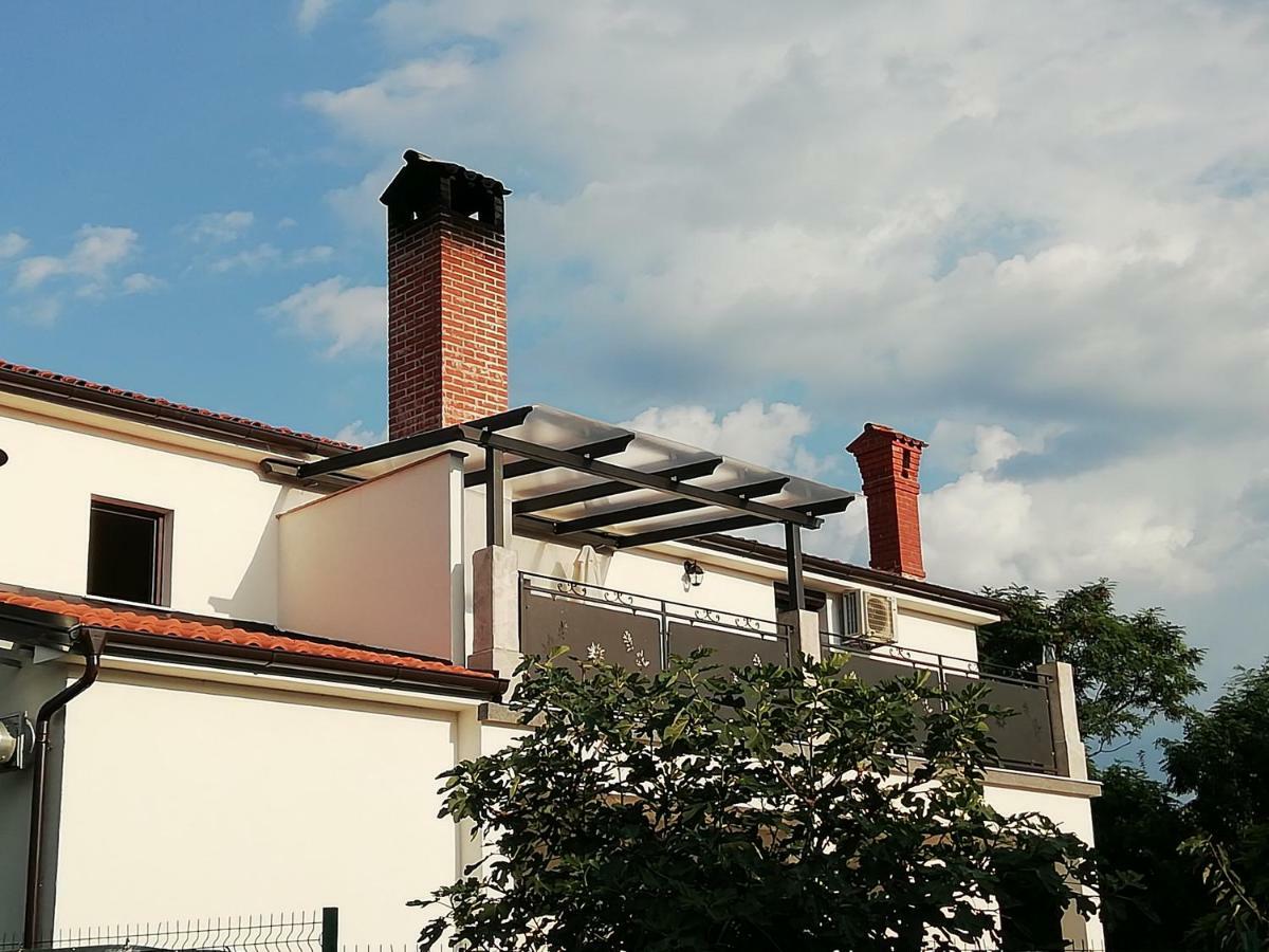 Apartmani Roberta Jurdani Exterior foto
