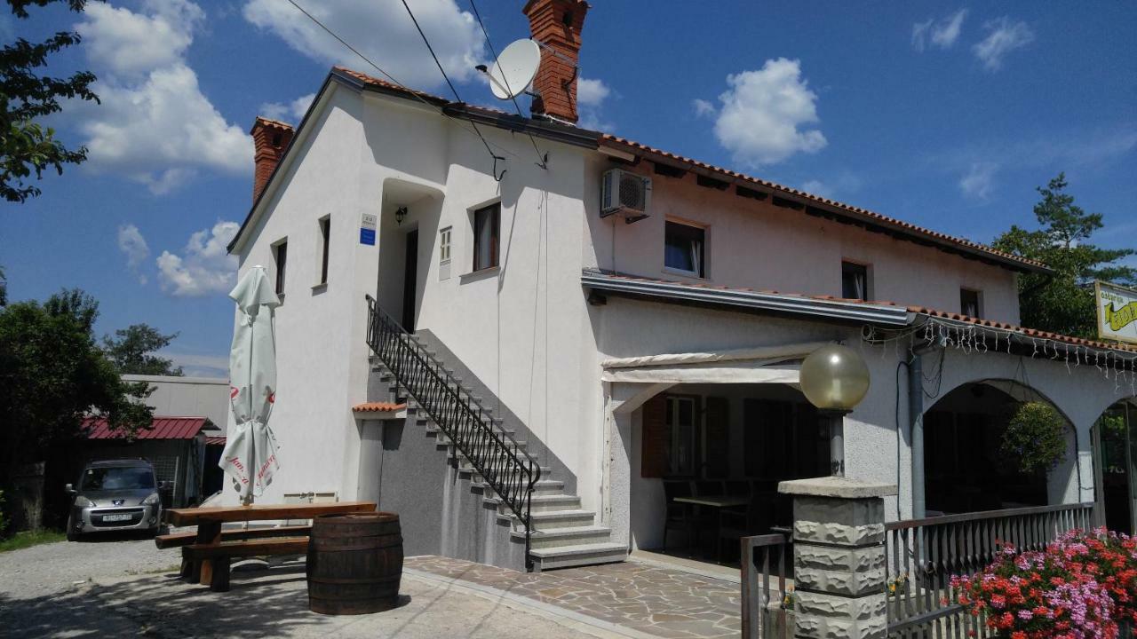 Apartmani Roberta Jurdani Exterior foto